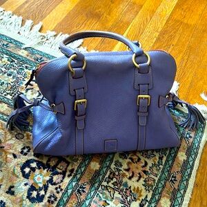 DOONEY BOURKE Lilac bag.